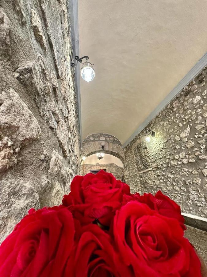 Pensione Italia Bolsena Esterno foto