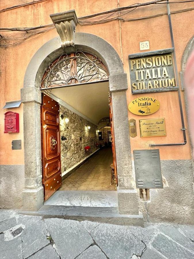 Pensione Italia Bolsena Esterno foto